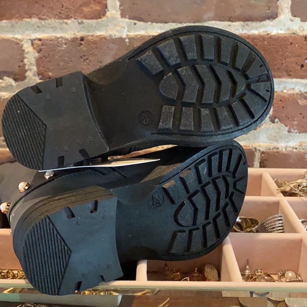 Little Girl Nicole Miller Boots - Picture 5 of 5